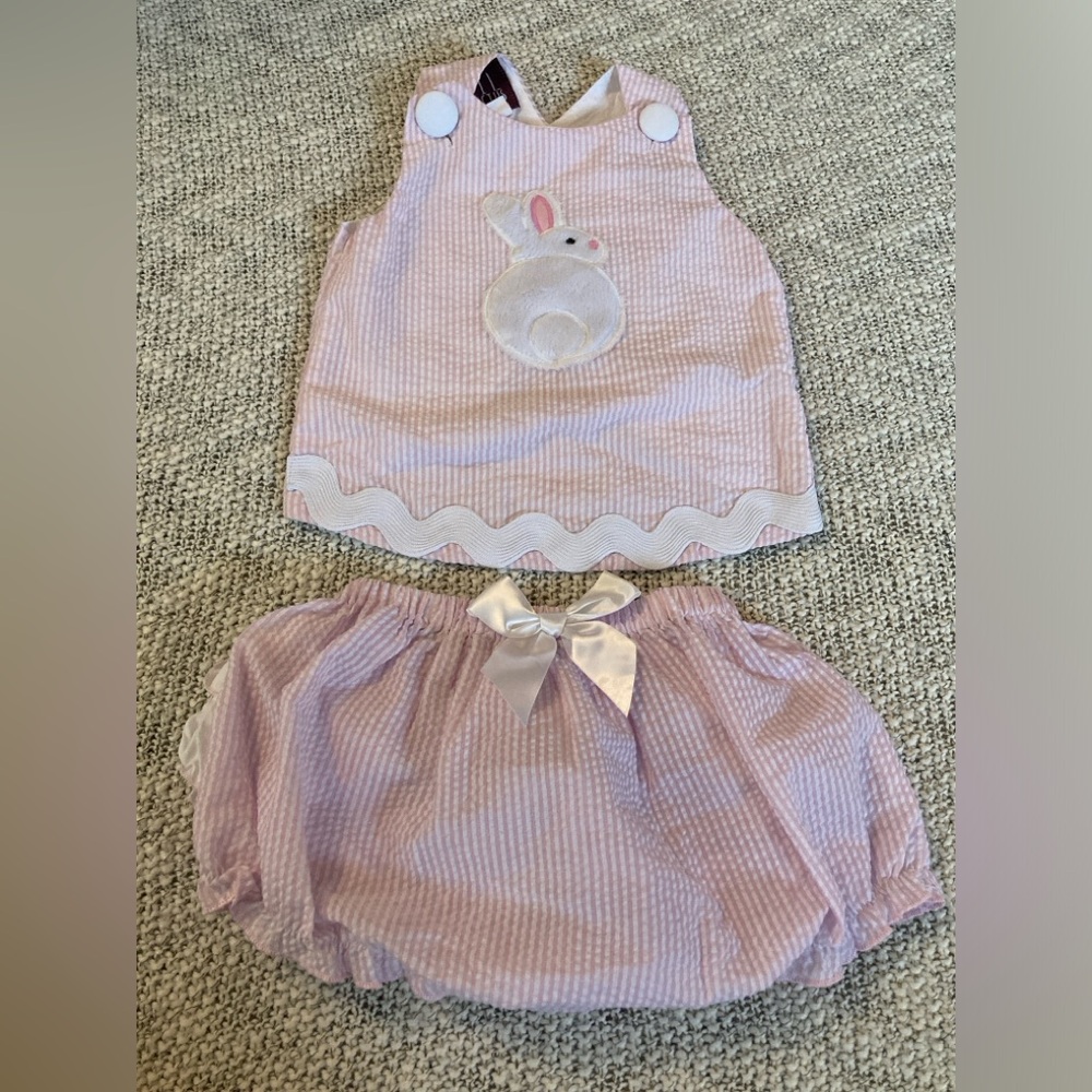 Lil Cactus Two-Piece Easter Bunny Ruffled Set
Size 2T